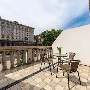 Kreschatik 21, With Terrace , Kyiv Ukraine