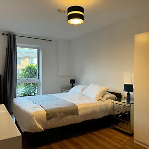 Greenwich 2 Bedroom , London United Kingdom